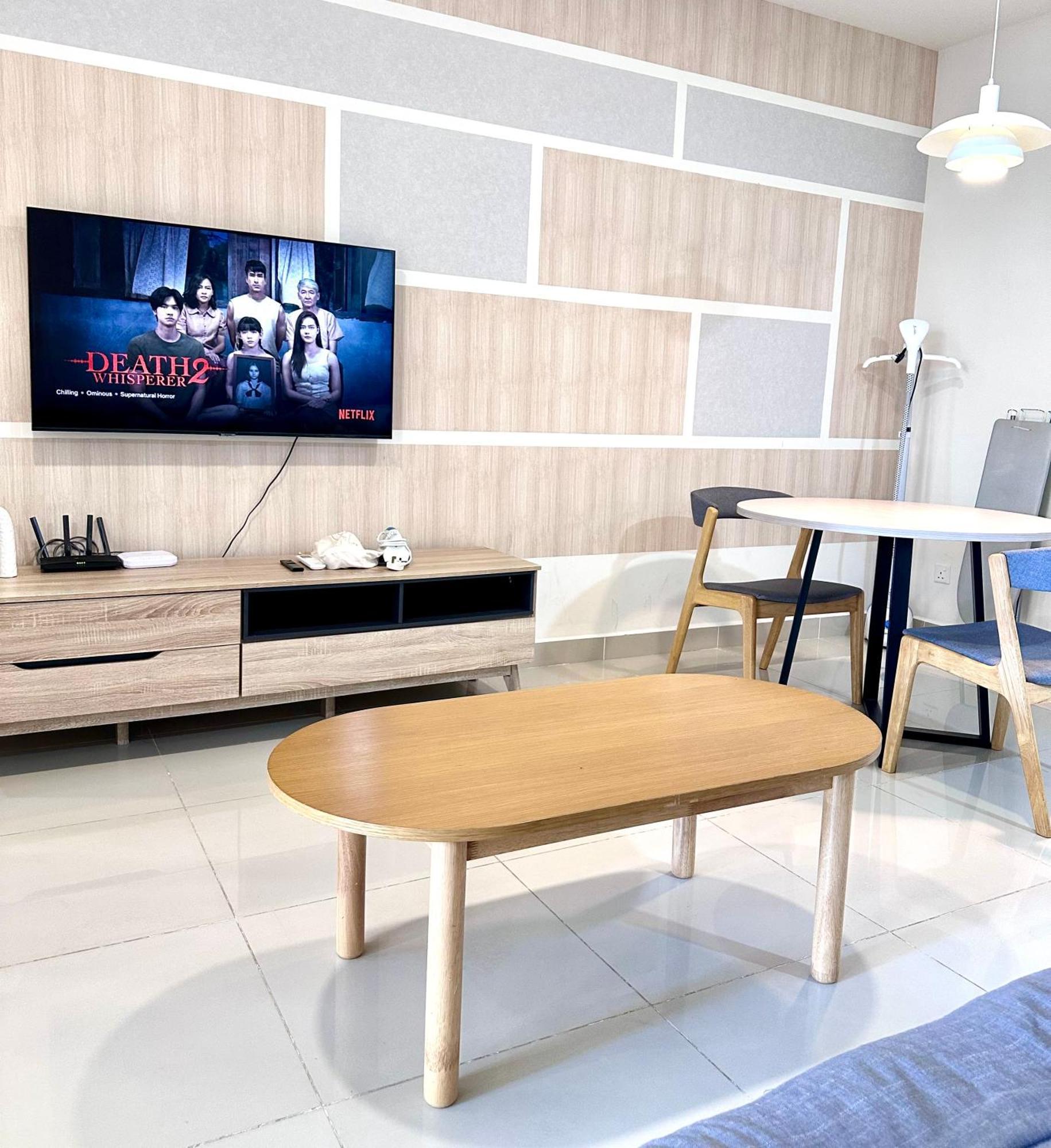 Kota Kinabalu City Centre @ The Shore By Casa Yolo Dış mekan fotoğraf